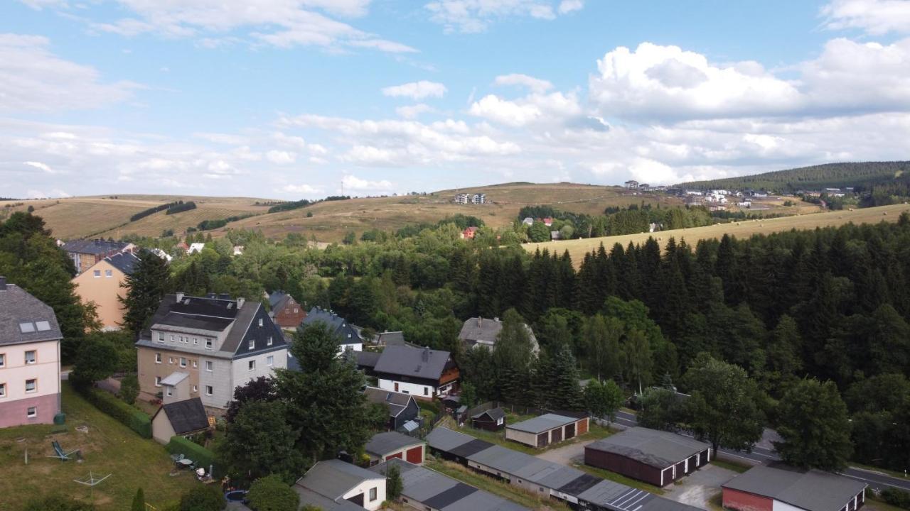 Ferienwohnungen Zauberberg, Schneehase & Glitzerhirsch Oberwiesenthal Eksteriør bilde