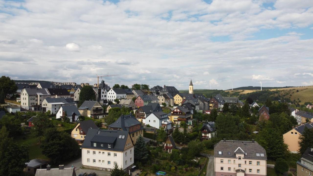 Ferienwohnungen Zauberberg, Schneehase & Glitzerhirsch Oberwiesenthal Eksteriør bilde